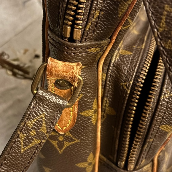 SOLD!!!!!! Louis Vuitton, Amazone monogram shoulder bag, Crossbody - Picture 4 of 15